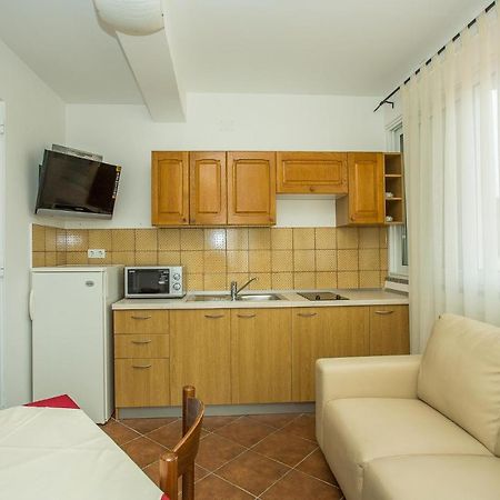 Apartments Nada Palit Ngoại thất bức ảnh